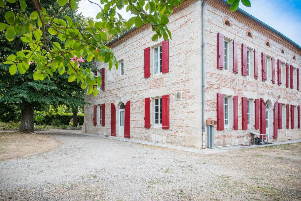 Logis Hotels - Au Colombier Du Touron Brax  Exterior photo