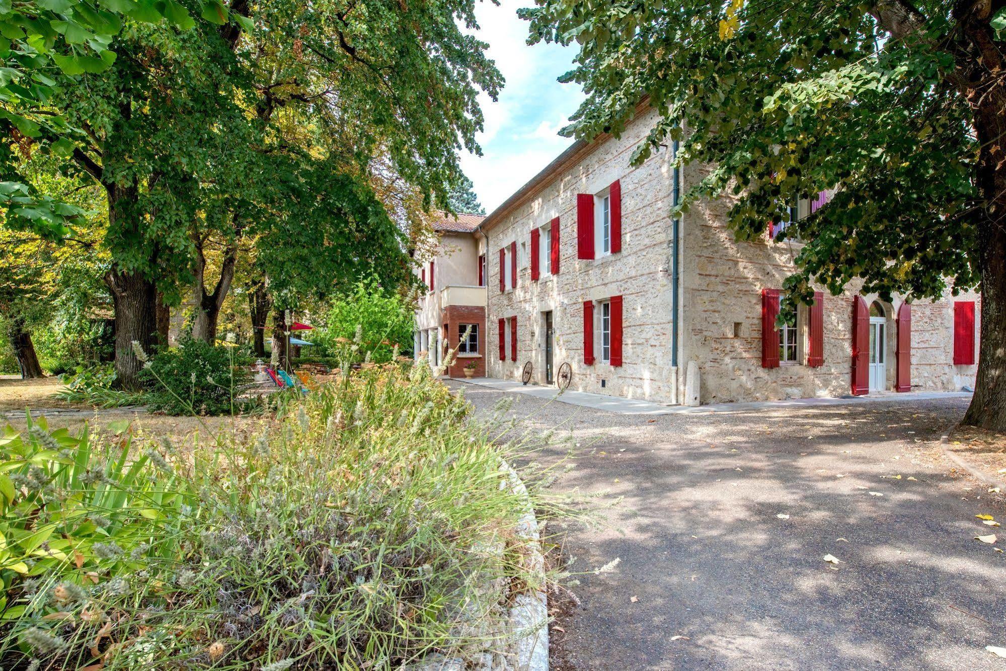 Logis Hotels - Au Colombier Du Touron Brax  Exterior photo